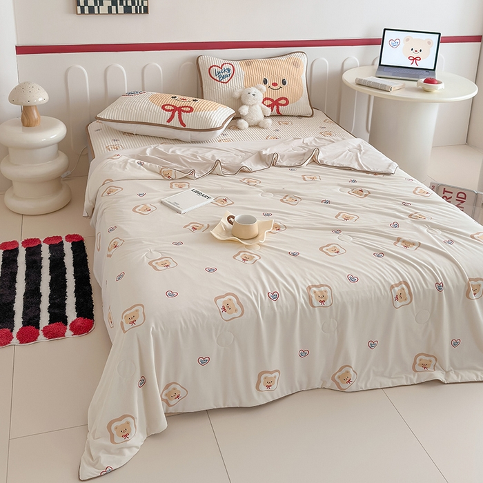 91家纺网 家纺一手货源 找家纺 RYB红黄兰 2025新款INS原创超萌卡通锦氨冰皮夏被夏凉被空调被 面包熊仔