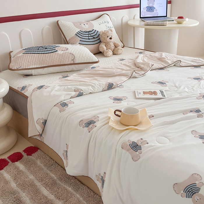 91家纺网 家纺一手货源 找家纺 RYB红黄兰 2025新款INS原创超萌卡通锦氨冰皮夏被夏凉被空调被 奶油小熊