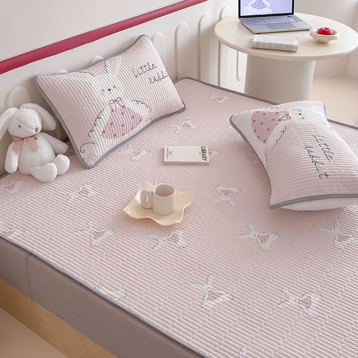 91家纺网 家纺一手货源 找家纺 RYB红黄兰 2025新款INS原创超萌卡通锦氨冰皮夏被夏凉被空调被 甜心小兔