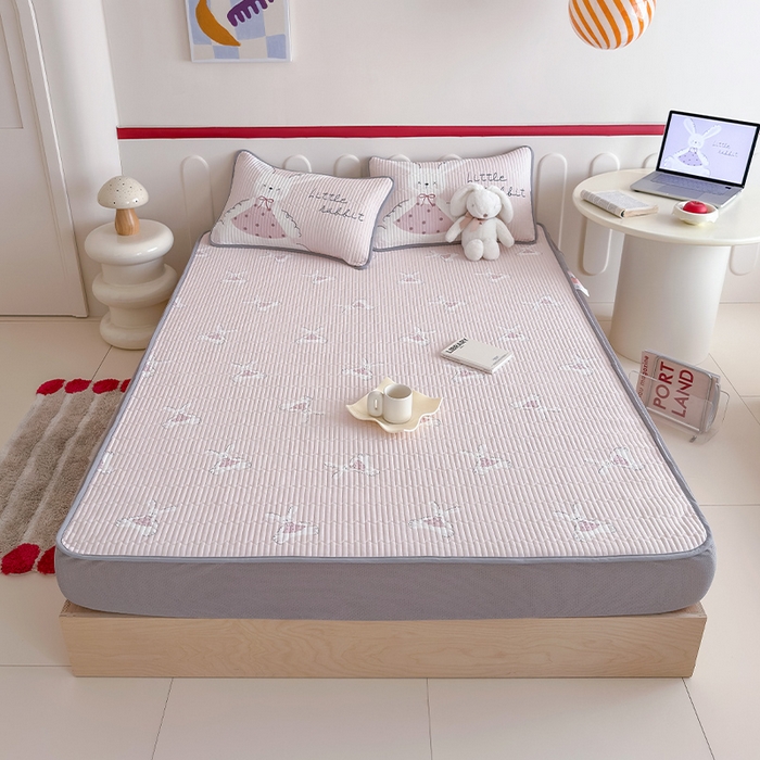 91家纺网 家纺一手货源 找家纺 RYB红黄兰 2025新款INS原创超萌卡通锦氨冰皮夏被夏凉被空调被 甜心小兔