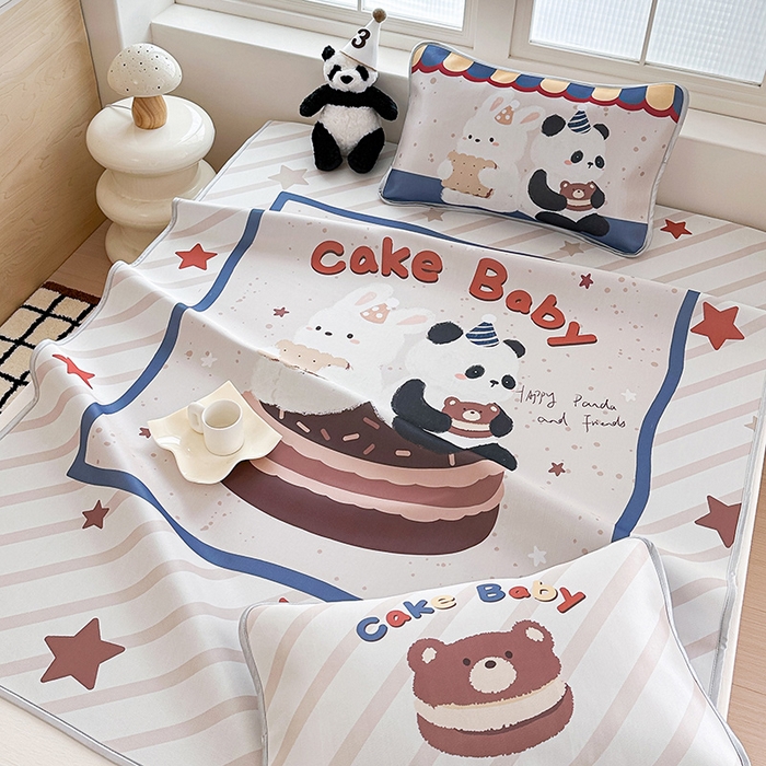 91家纺网 家纺一手货源 找家纺 RYB红黄兰 2025新款INS原创超萌卡通大版碳光冰丝凉席三明治空调席三件套席子 甜品屋