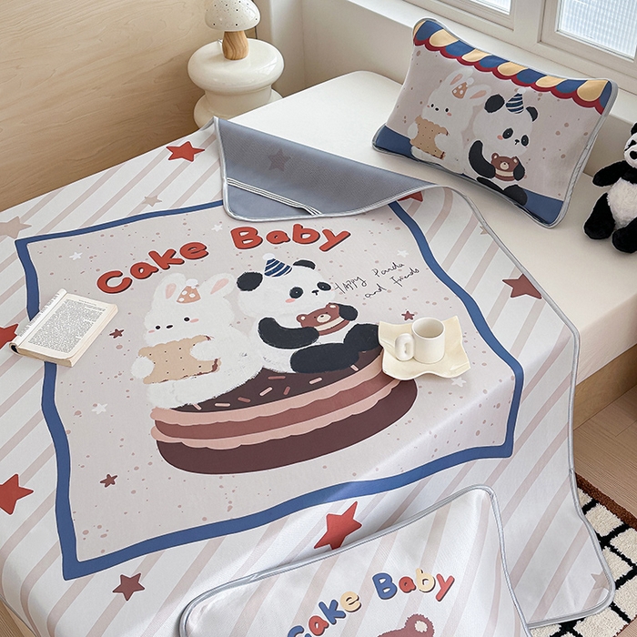 91家纺网 家纺一手货源 找家纺 RYB红黄兰 2025新款INS原创超萌卡通大版碳光冰丝凉席三明治空调席三件套席子 甜品屋