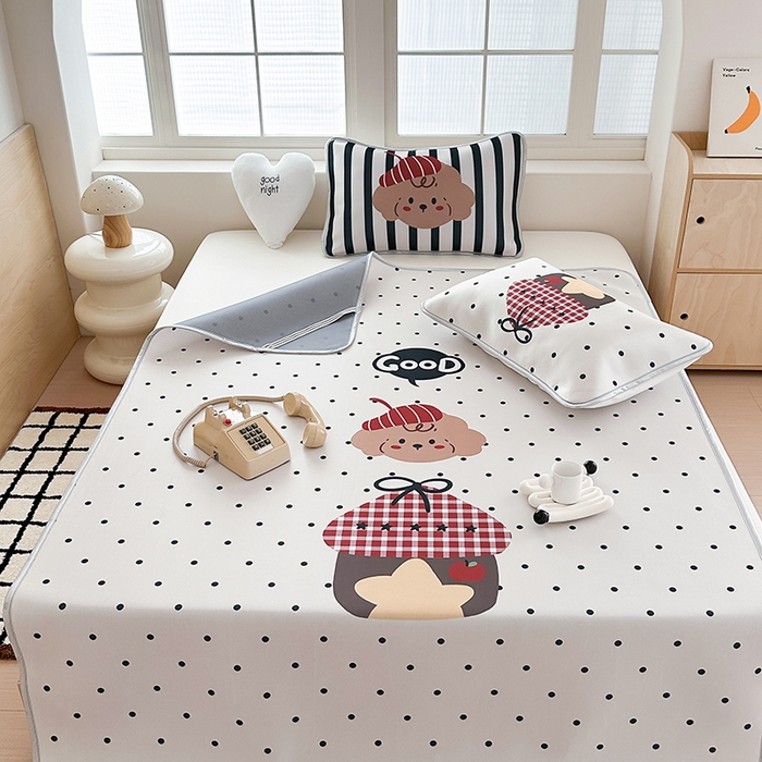 91家纺网 家纺一手货源 找家纺 RYB红黄兰 2025新款INS原创超萌卡通大版碳光冰丝凉席三明治空调席三件套席子 宠物之家