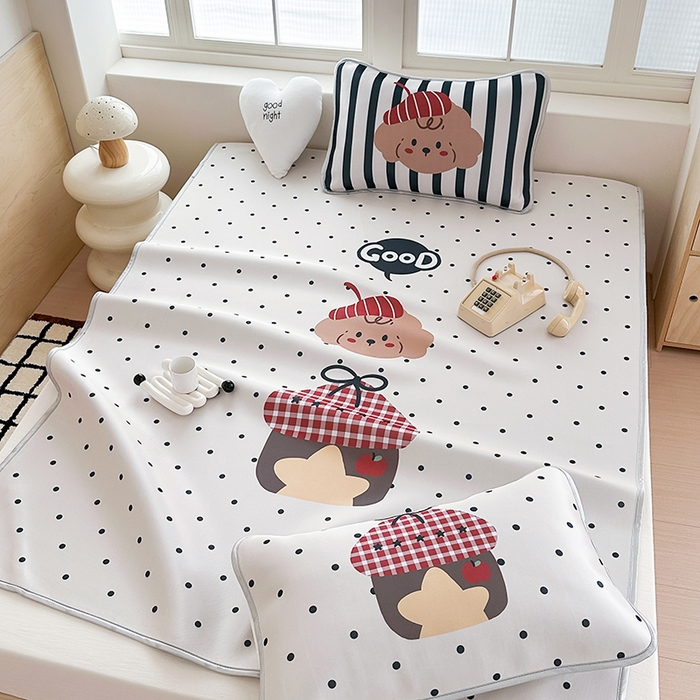 91家纺网 家纺一手货源 找家纺 RYB红黄兰 2025新款INS原创超萌卡通大版碳光冰丝凉席三明治空调席三件套席子 宠物之家