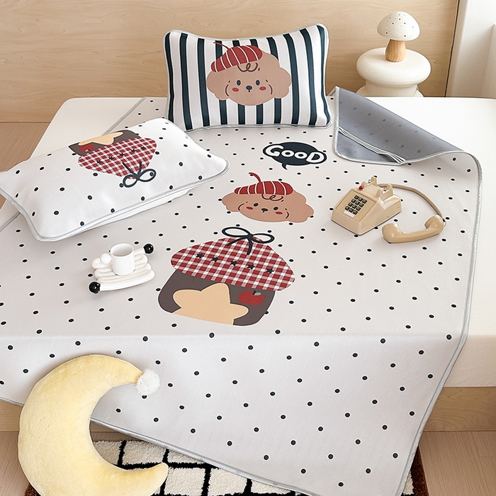 91家纺网 家纺一手货源 找家纺 RYB红黄兰 2025新款INS原创超萌卡通大版碳光冰丝凉席三明治空调席三件套席子 宠物之家