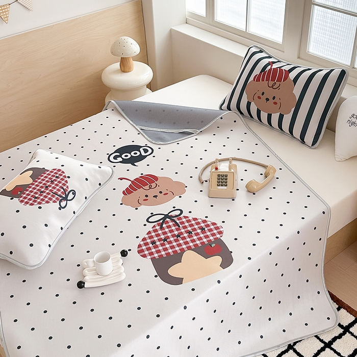 91家纺网 家纺一手货源 找家纺 RYB红黄兰 2025新款INS原创超萌卡通大版碳光冰丝凉席三明治空调席三件套席子 宠物之家