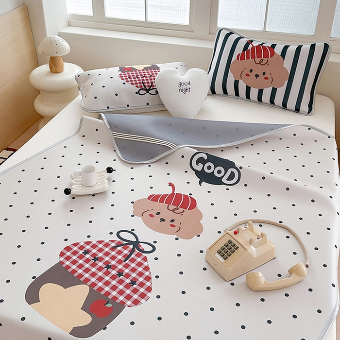 91家纺网 家纺一手货源 找家纺 RYB红黄兰 2025新款INS原创超萌卡通大版碳光冰丝凉席三明治空调席三件套席子 宠物之家