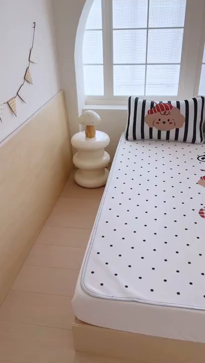 91家纺网 家纺一手货源 找家纺 RYB红黄兰 2025新款INS原创超萌卡通大版碳光冰丝凉席三明治空调席三件套席子 宠物之家