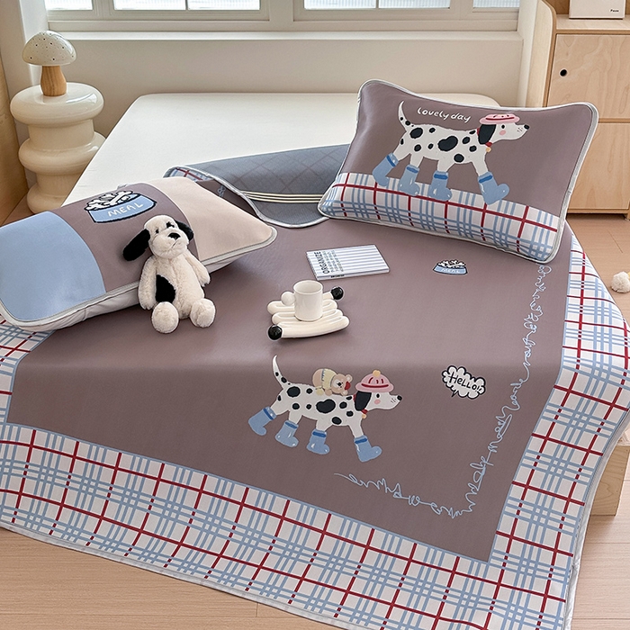 91家纺网 家纺一手货源 找家纺 RYB红黄兰 2025新款INS原创超萌卡通大版碳光冰丝凉席三明治空调席三件套席子 美式斑点狗