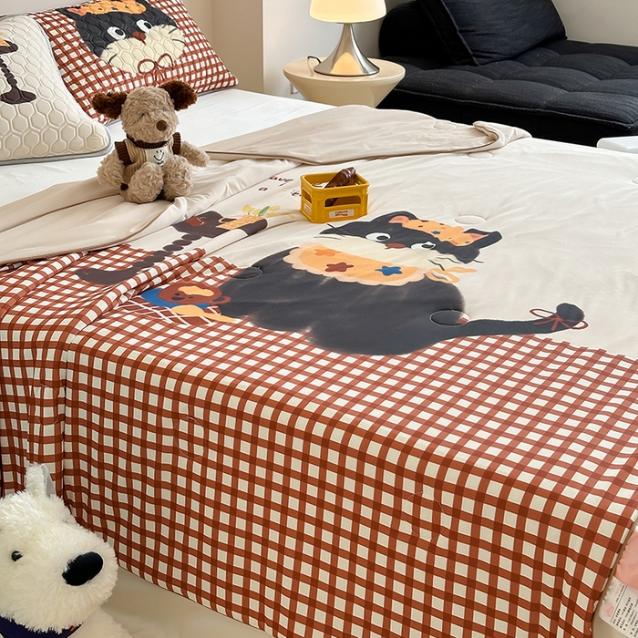 91家纺网 家纺一手货源 找家纺 RYB红黄兰 A类2025新款INS原创大版卡通锦氨冰皮夏被夏凉被空调被 红格猫咪