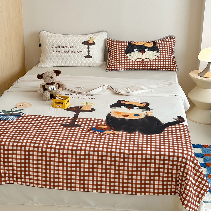 91家纺网 家纺一手货源 找家纺 RYB红黄兰 A类2025新款INS原创大版卡通锦氨冰皮夏被夏凉被空调被 红格猫咪