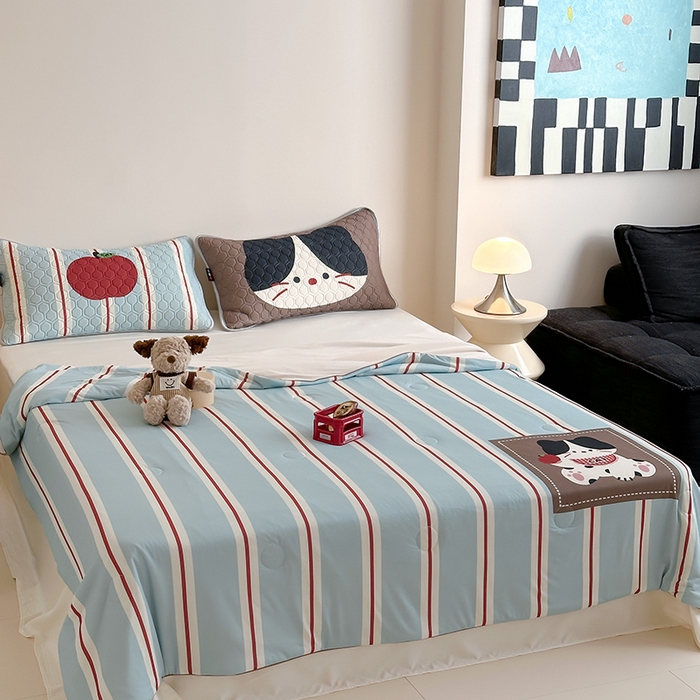 91家纺网 家纺一手货源 找家纺 RYB红黄兰 A类2025新款INS原创大版卡通锦氨冰皮夏被夏凉被空调被 苹果小黑猫