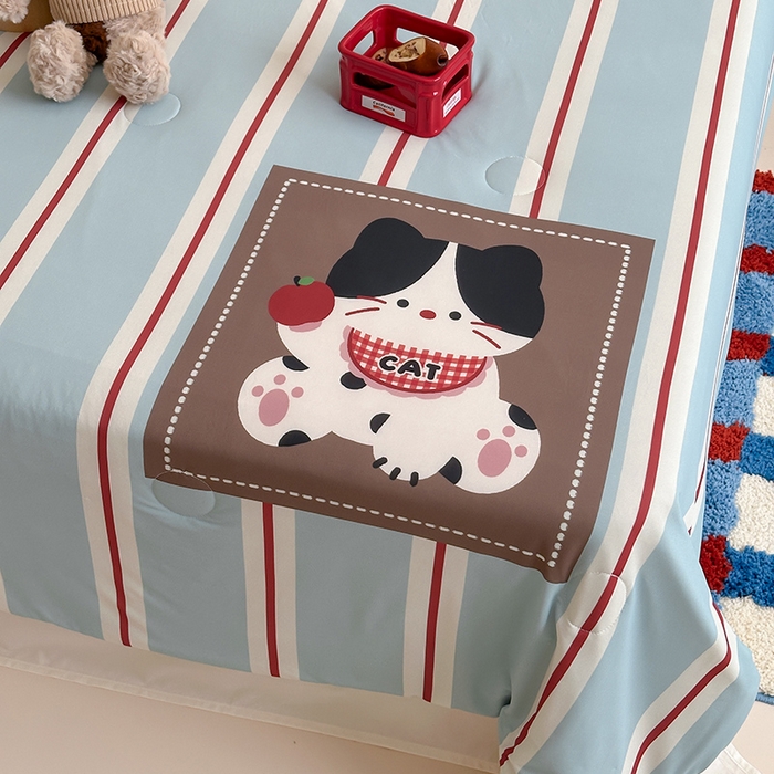 91家纺网 家纺一手货源 找家纺 RYB红黄兰 A类2025新款INS原创大版卡通锦氨冰皮夏被夏凉被空调被 苹果小黑猫