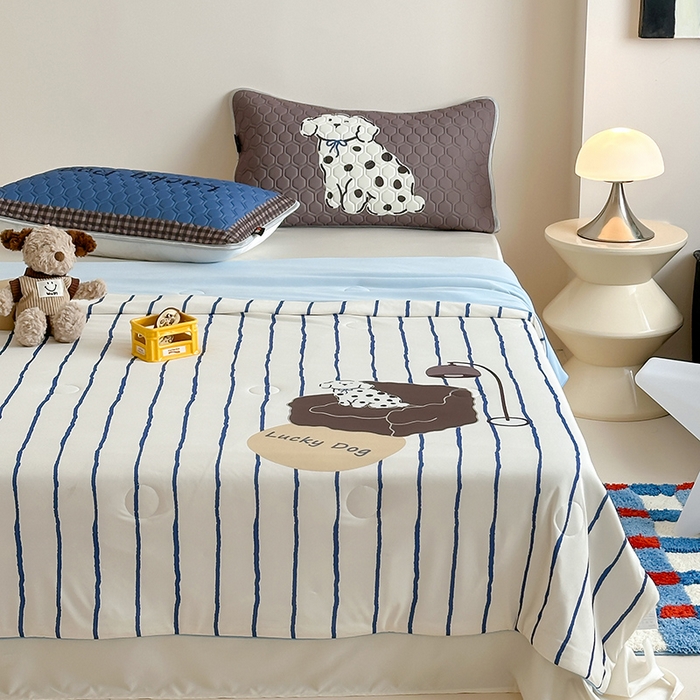 91家纺网 家纺一手货源 找家纺 RYB红黄兰 A类2025新款INS原创大版卡通锦氨冰皮夏被夏凉被空调被 沙发小狗