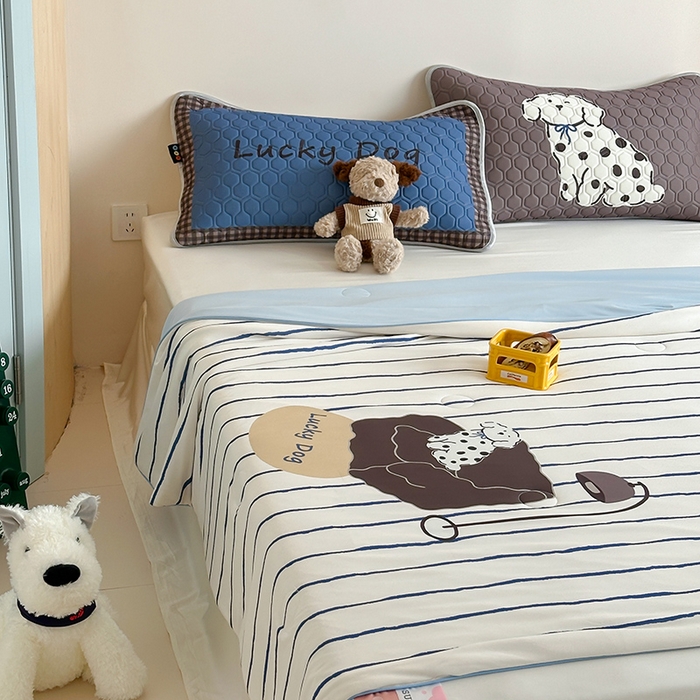 91家纺网 家纺一手货源 找家纺 RYB红黄兰 A类2025新款INS原创大版卡通锦氨冰皮夏被夏凉被空调被 沙发小狗