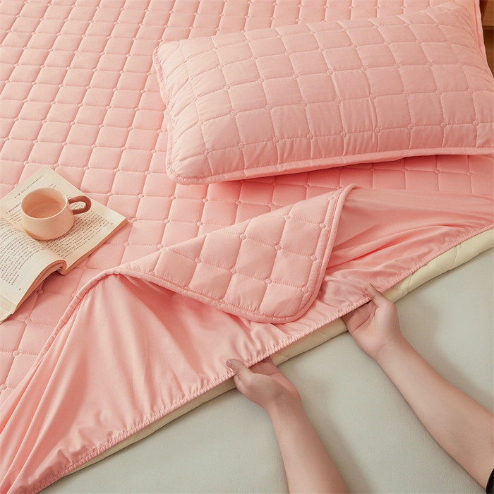 91家纺网 家纺一手货源 找家纺 魅图家纺 2025新款A类原棉防水夹棉床笠 浅玉