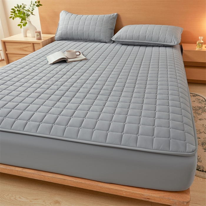 91家纺网 家纺一手货源 找家纺 魅图家纺 2025新款A类原棉防水夹棉床笠 云灰