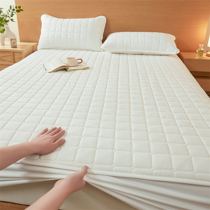 91家纺网 家纺一手货源 找家纺 魅图家纺 2025新款A类原棉防水夹棉床笠 云白