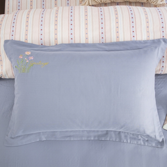 91家纺网 家纺一手货源 找家纺 鲁爱家纺供货 2025新款全棉双层纱绣花四件套 初语-雾霾蓝