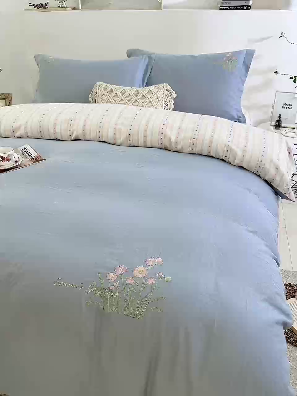 91家纺网 家纺一手货源 找家纺 鲁爱家纺供货 2025新款全棉双层纱绣花四件套 初语-雾霾蓝