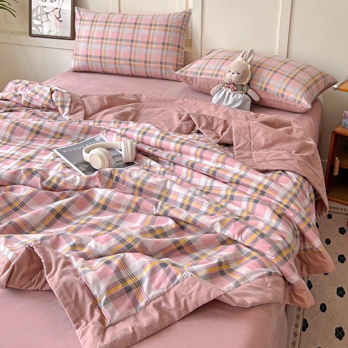 91家纺网 家纺一手货源 找家纺 维娜斯2025新款无印风水洗棉夏被 诺西-粉