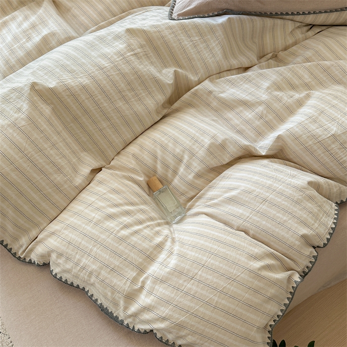 91家纺网 家纺一手货源 找家纺 晚依家纺 2025新款A类全棉色织水洗棉被套单件格子条纹四件套学生宿舍被罩三件套定制定做 乐事-米杏