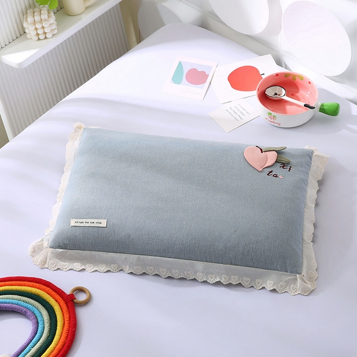 91家纺网 家纺一手货源 找家纺 （总）蔻眠 爱心桃-全棉水洗棉立体刺绣荞麦护颈枕芯儿童学生成人枕头