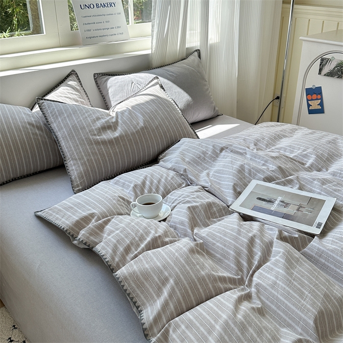 91家纺网 家纺一手货源 找家纺 晚依家纺 2025新款A类全棉色织水洗棉被套单件格子条纹四件套学生宿舍被罩三件套定制定做 乐事-浅灰