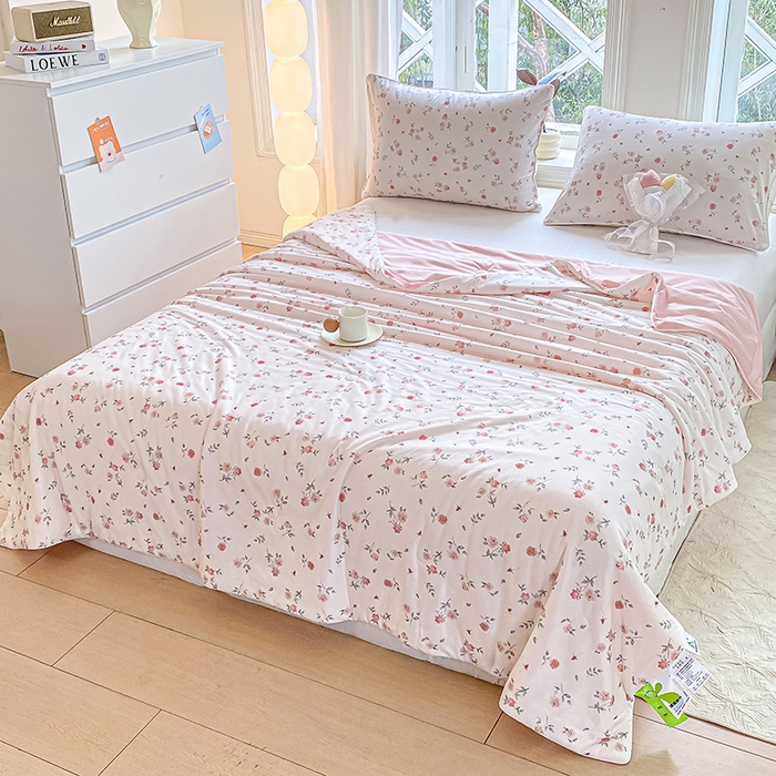 91家纺网 家纺一手货源 找家纺 萌飞 2025新款冷暖双感夏被夏凉被空调被 繁花寄语