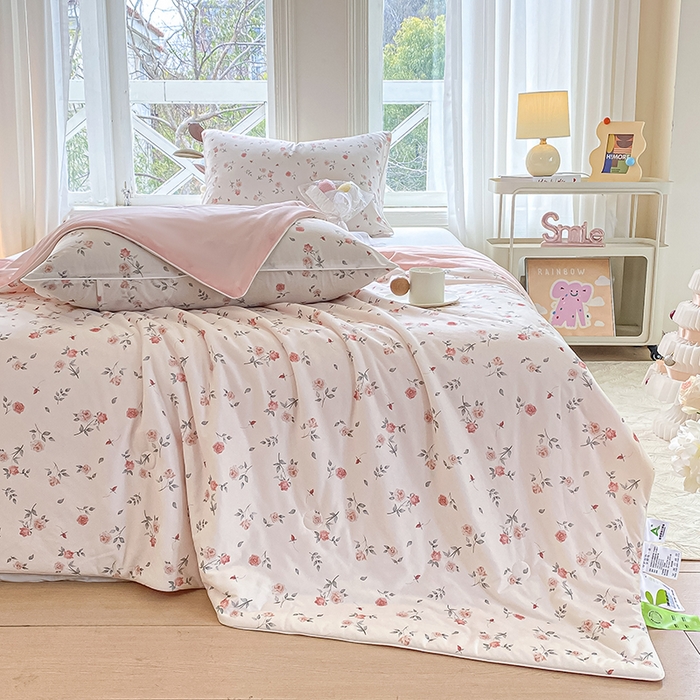 91家纺网 家纺一手货源 找家纺 萌飞 2025新款冷暖双感夏被夏凉被空调被 繁花寄语