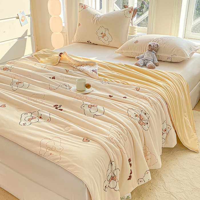 91家纺网 家纺一手货源 找家纺 萌飞 2025新款冷暖双感夏被夏凉被空调被 比利小熊