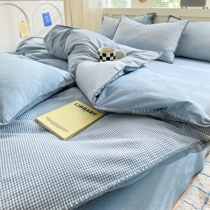 91家纺网 家纺一手货源 找家纺 晚依家纺 2025新款A类全棉色织水洗棉被套单件格子条纹四件套学生宿舍被罩三件套定制定做 遇见-浅蓝