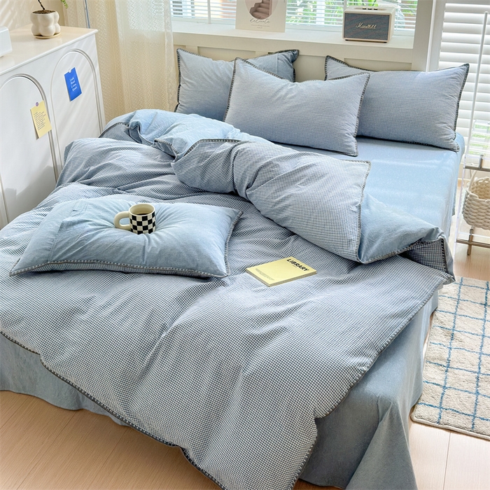 91家纺网 家纺一手货源 找家纺 晚依家纺 2025新款A类全棉色织水洗棉被套单件格子条纹四件套学生宿舍被罩三件套定制定做 遇见-浅蓝
