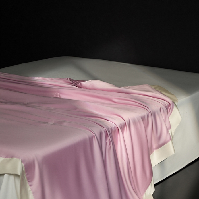 91家纺网 家纺一手货源 找家纺 100支兰精天丝夏被纯色莱赛尔天丝空调被 天丝夏凉被 浪漫紫