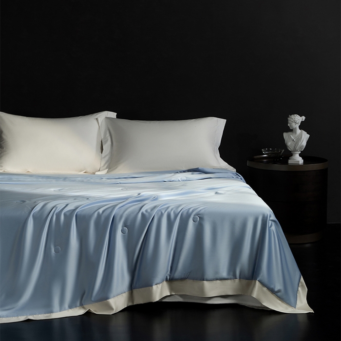 91家纺网 家纺一手货源 找家纺 100支兰精天丝夏被纯色莱赛尔天丝空调被 天丝夏凉被 圣托蓝