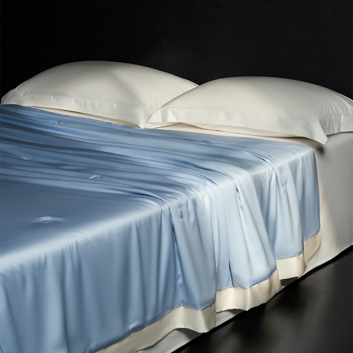 91家纺网 家纺一手货源 找家纺 100支兰精天丝夏被纯色莱赛尔天丝空调被 天丝夏凉被 圣托蓝