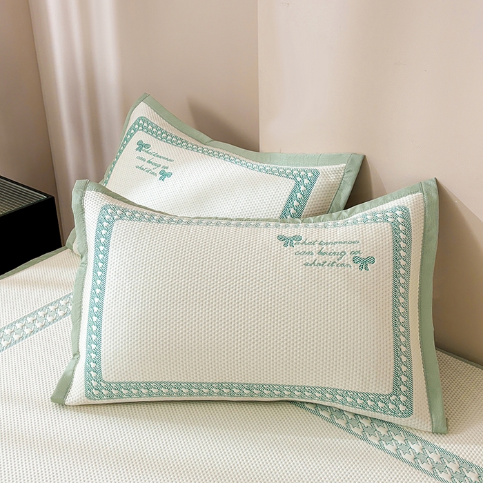 91家纺网 家纺一手货源 找家纺 （总）耐思家纺 2025新品A类高端大版高分子530克PE提花冰豆豆床席床笠千鸟结系列直播爆款(可供跨境压缩)