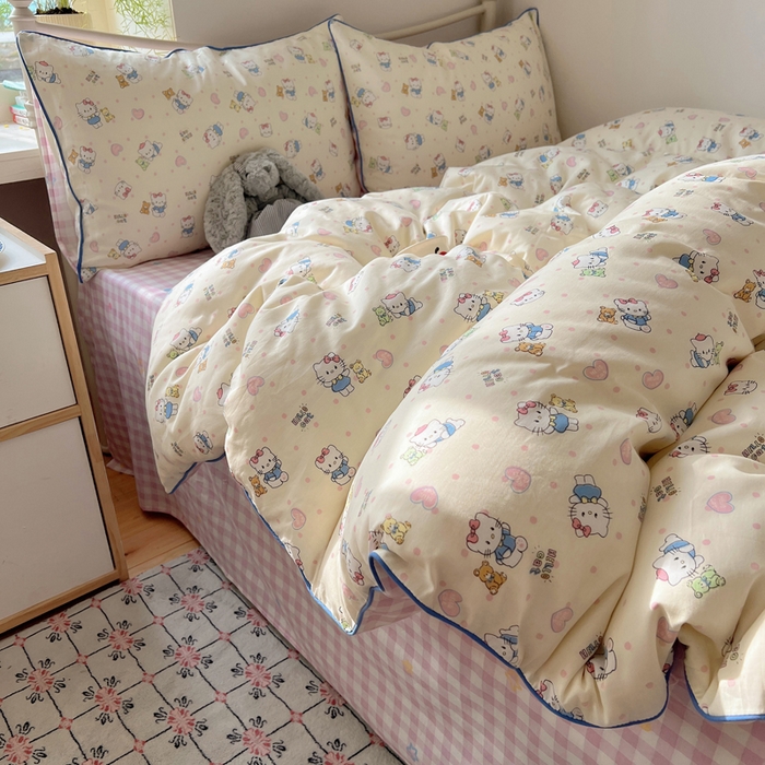 91家纺网 家纺一手货源 找家纺 六巷胡同 2025新款40S全棉纯棉INS童趣可爱风卡通嵌绳款四件套 嵌绳乖巧哈喽猫