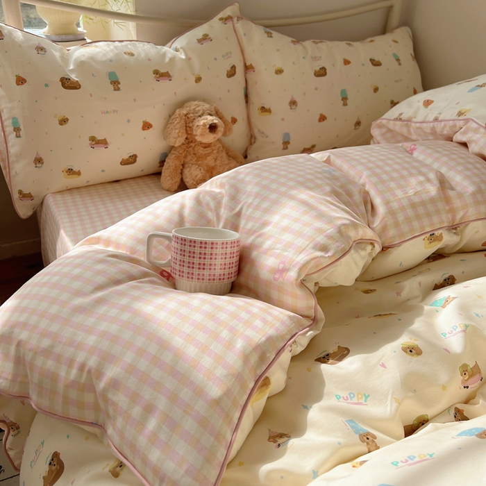 91家纺网 家纺一手货源 找家纺 六巷胡同 2025新款40S全棉纯棉INS童趣可爱风卡通嵌绳款四件套 嵌绳滑板派对犬