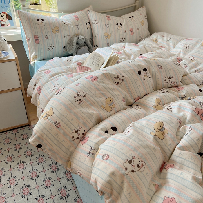 91家纺网 家纺一手货源 找家纺 六巷胡同 2025新款40S全棉纯棉INS童趣可爱风卡通嵌绳款四件套 嵌绳甜品咖啡猫