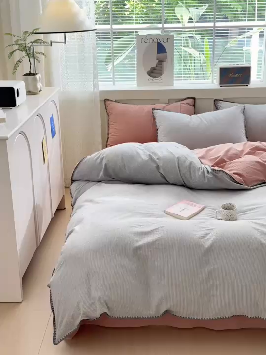 91家纺网 家纺一手货源 找家纺 晚依家纺 2025新款A类全棉色织水洗棉被套单件格子条纹四件套学生宿舍被罩三件套定制定做 时光-灰豆沙