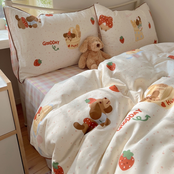 91家纺网 家纺一手货源 找家纺 六巷胡同 2025新款40S全棉纯棉INS童趣可爱风卡通嵌绳款四件套 嵌绳蛋糕腊肠狗