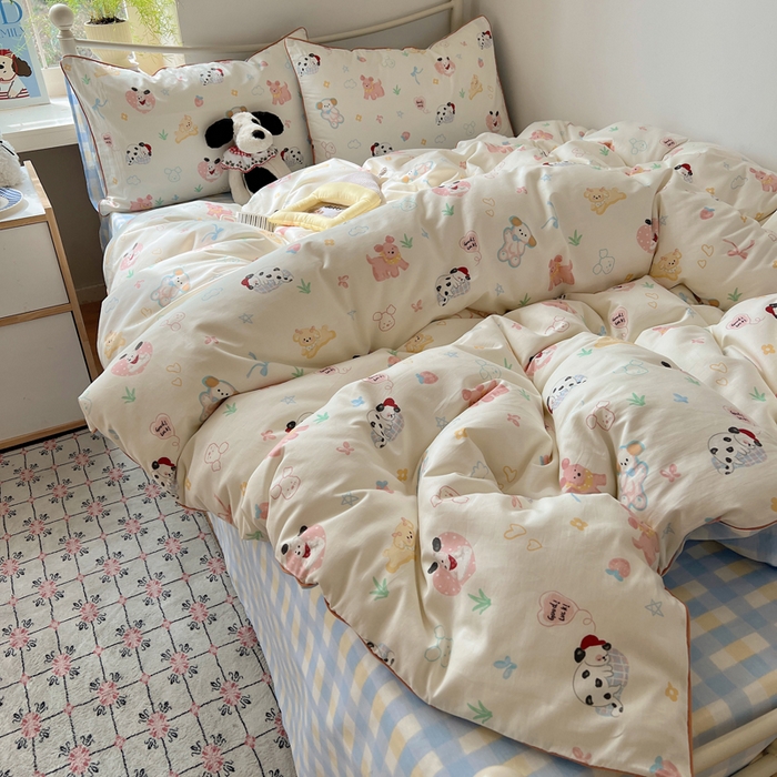 91家纺网 家纺一手货源 找家纺 六巷胡同 2025新款40S全棉纯棉INS童趣可爱风卡通嵌绳款四件套 嵌绳趣味调皮犬