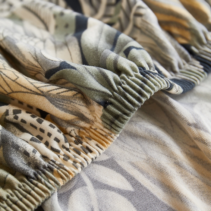 91家纺网 家纺一手货源 找家纺 共鸣沙发套 2025新款牛奶丝印花系列沙发套（新增花色全包款）  繁花