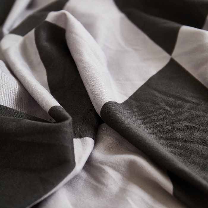 91家纺网 家纺一手货源 找家纺 共鸣沙发套 2025新款牛奶丝印花系列沙发套（新增花色全包款）  记忆格