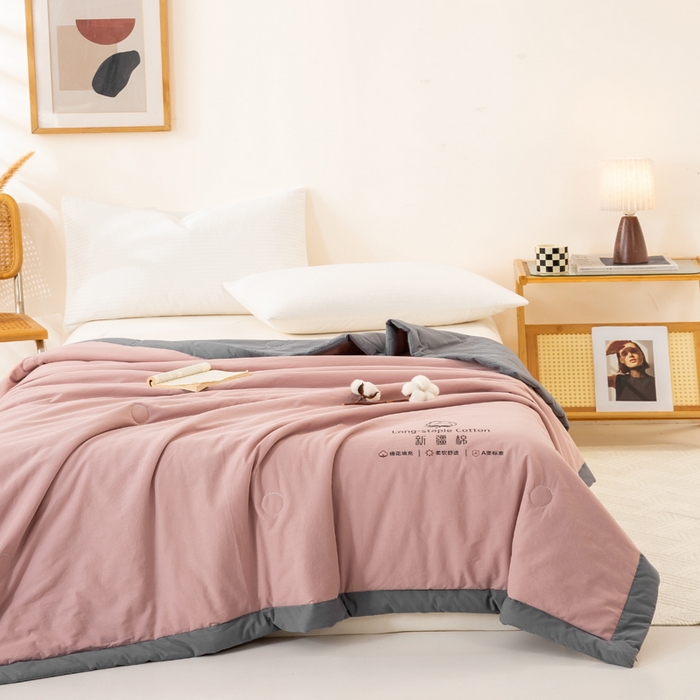 91家纺网 家纺一手货源 找家纺 梦初语 2025新款A类母婴水洗棉纯色双拼新疆棉花夏凉被可机洗直播爆单夏被 温馨粉