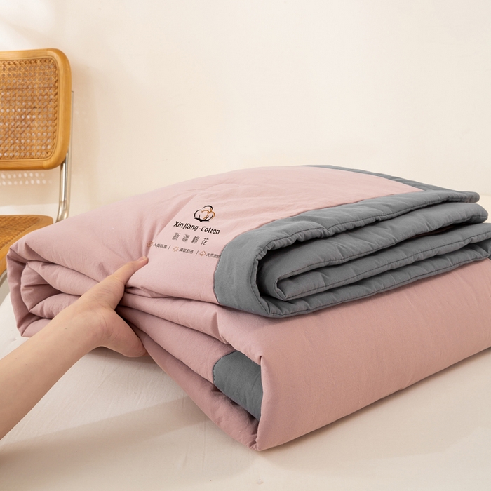 91家纺网 家纺一手货源 找家纺 梦初语 2025新款A类母婴水洗棉纯色双拼新疆棉花夏凉被可机洗直播爆单夏被 温馨粉