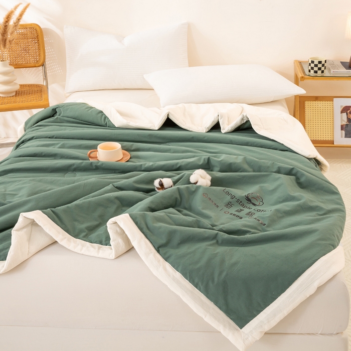 91家纺网 家纺一手货源 找家纺 梦初语 2025新款A类母婴水洗棉纯色双拼新疆棉花夏凉被可机洗直播爆单夏被 墨绿