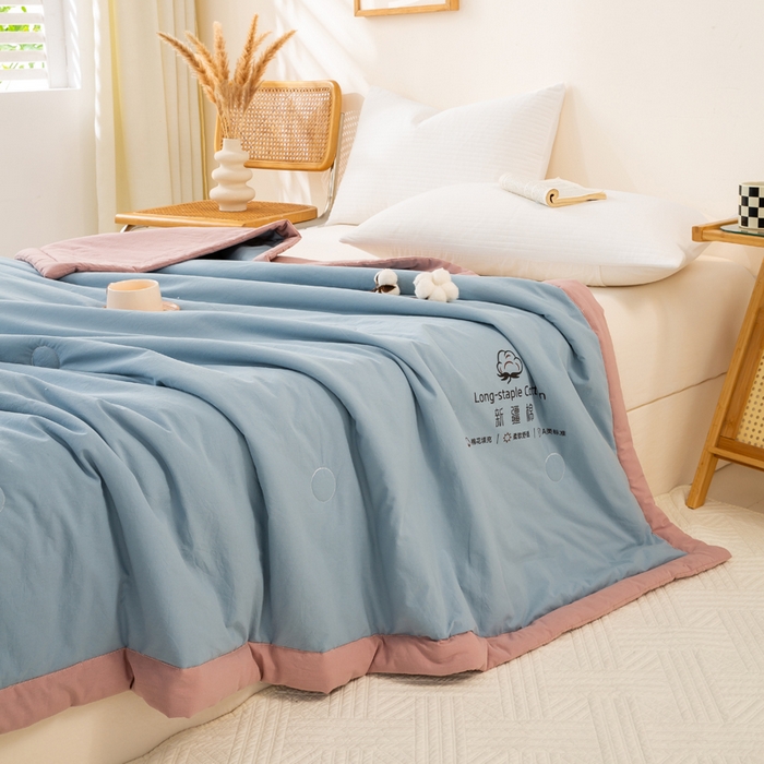 91家纺网 家纺一手货源 找家纺 梦初语 2025新款A类母婴水洗棉纯色双拼新疆棉花夏凉被可机洗直播爆单夏被 蓝灰
