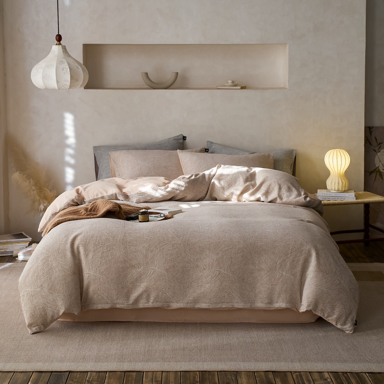 91家纺网 家纺一手货源 找家纺 安莱生活 2025新款三层纱提花四件套--伯尔纳 伯尔纳-卡其（不供抖音）